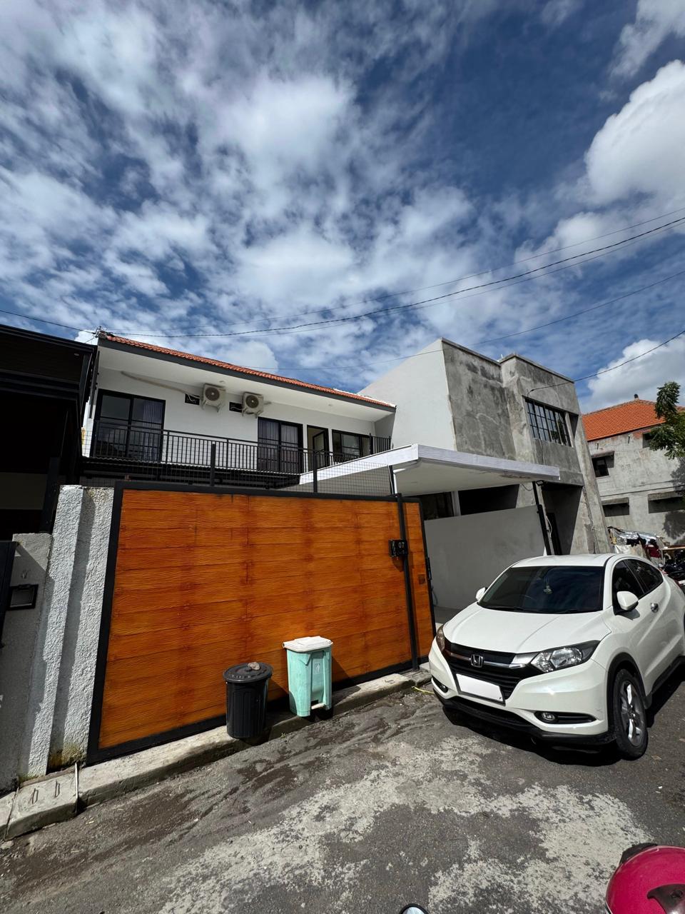 Rumah Semi Villa Baru 2 Lantai Di Sidakarya Denpasar Selatan – Lokasi Strategis Dekat Sanur & Renon Siap Huni