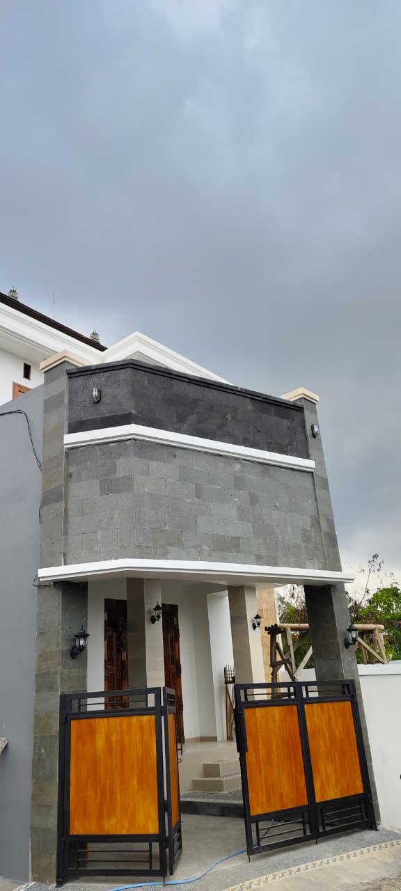 Rumah 2 Lantai Luas 4 Kamar Di Kesiman Biaung – Layout Lengkap Siap Huni & Nyaman Untuk Keluarga