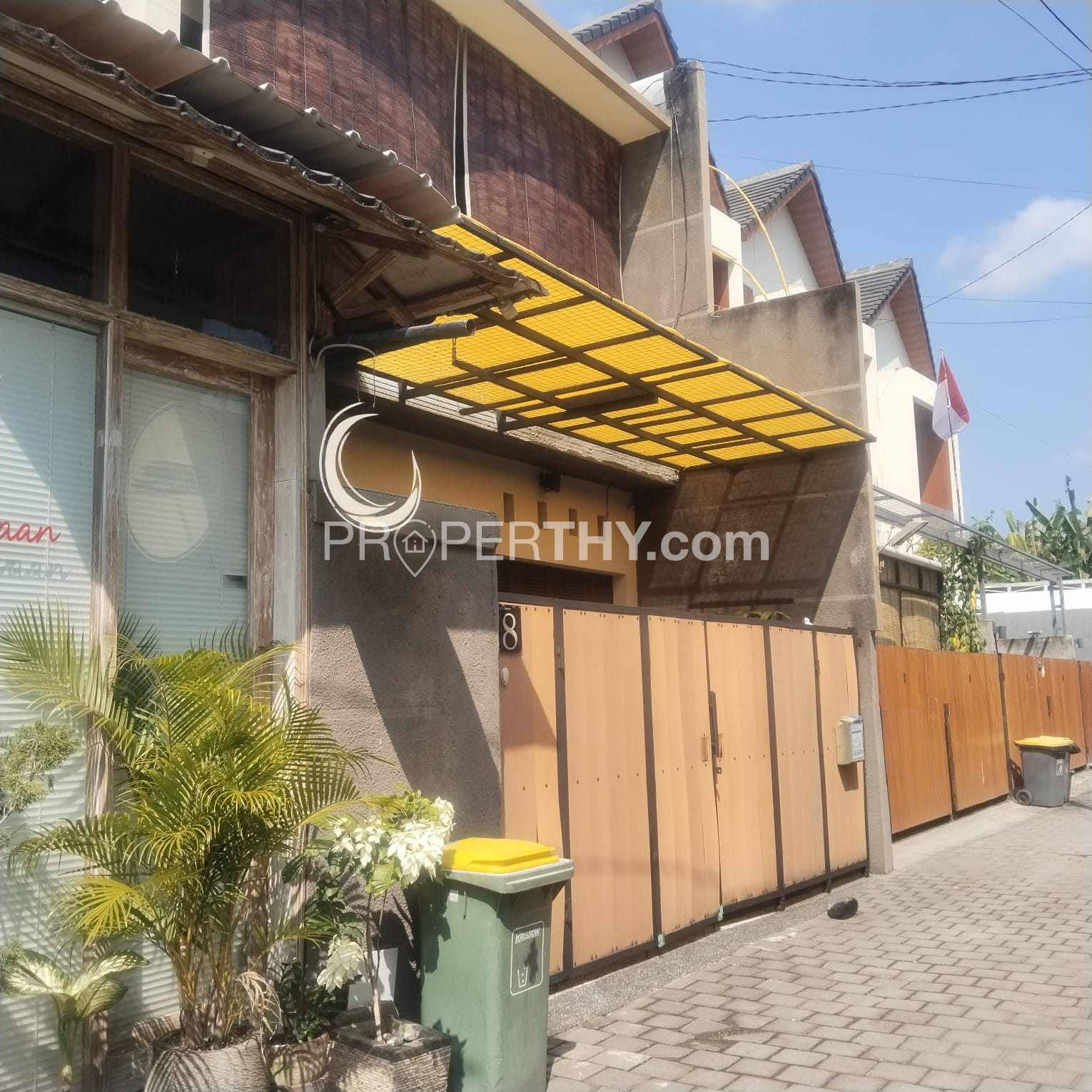 Dijual Rumah Semi Villa dengan Private Pool Dengan Luas Tanah 1,5 Are, Fully Furnished - 7 Menit ke Pantai Mertasasi & 10 Menit ke Icon Mall | PRPD549