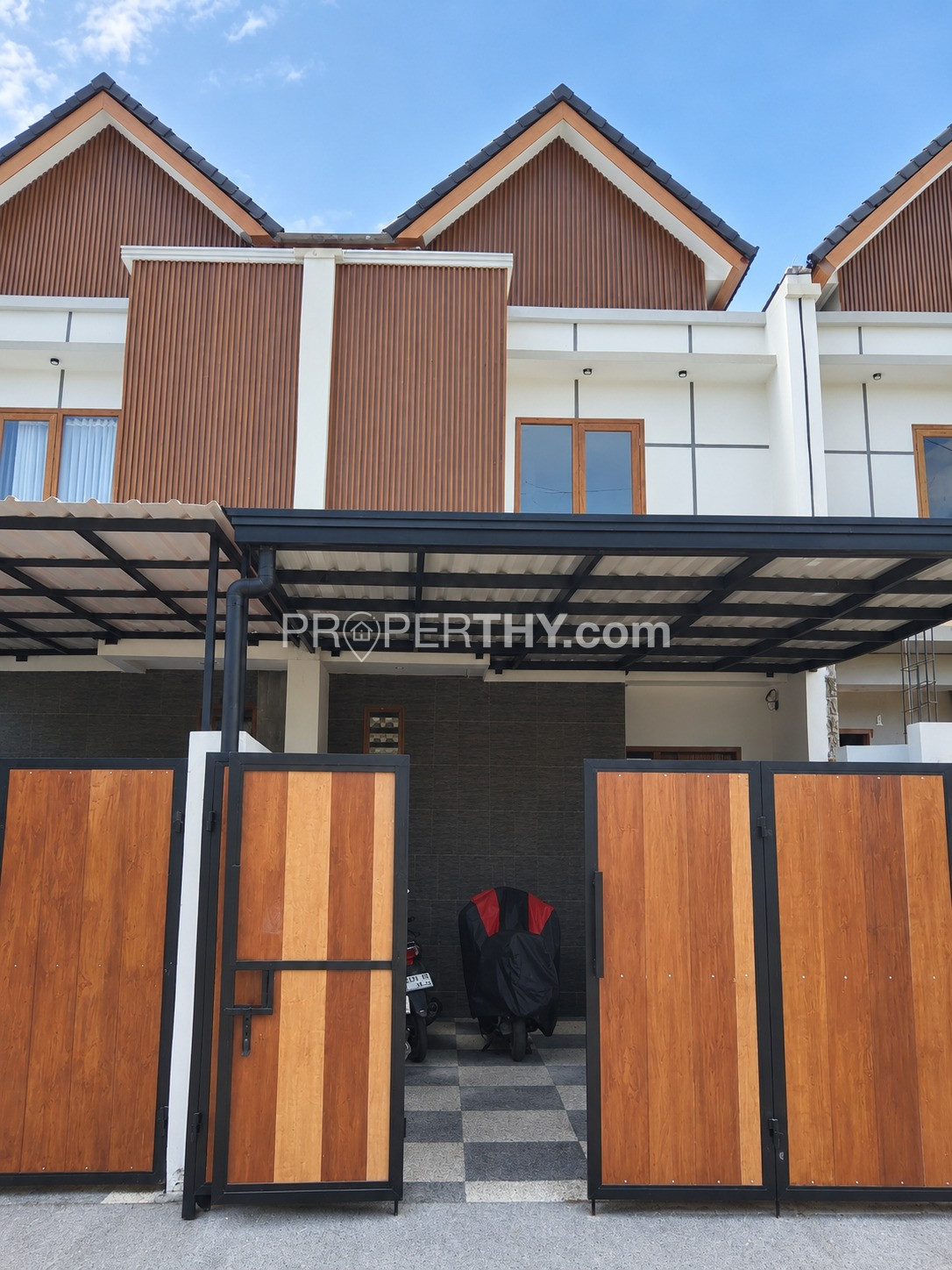 Dijual Rumah Brand New 2 Lantai 3 Kamar di Gelogor Carik – 6 Menit ke IKEA, 7 Menit ke Mall Bali Galeria & Akses Jalan 5 Meter | PRPD572