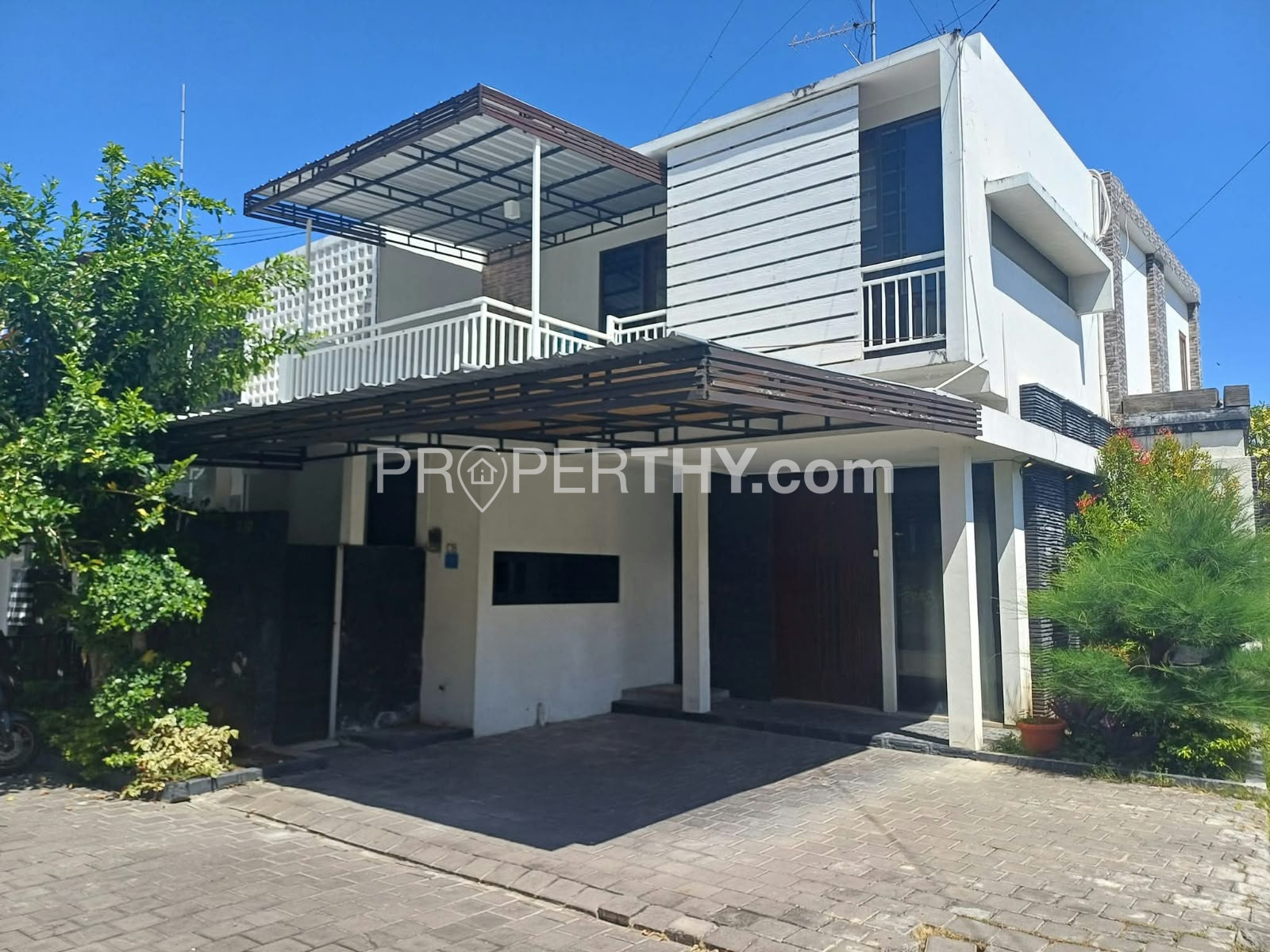 Dijual Rumah 2 Lantai Semi Villa Luas Tanah 1,46 Are, One Gate System Dengan 5 Kamar Tidur Di Kawasan Elite - 5 Menit ke Renon | PRPD579