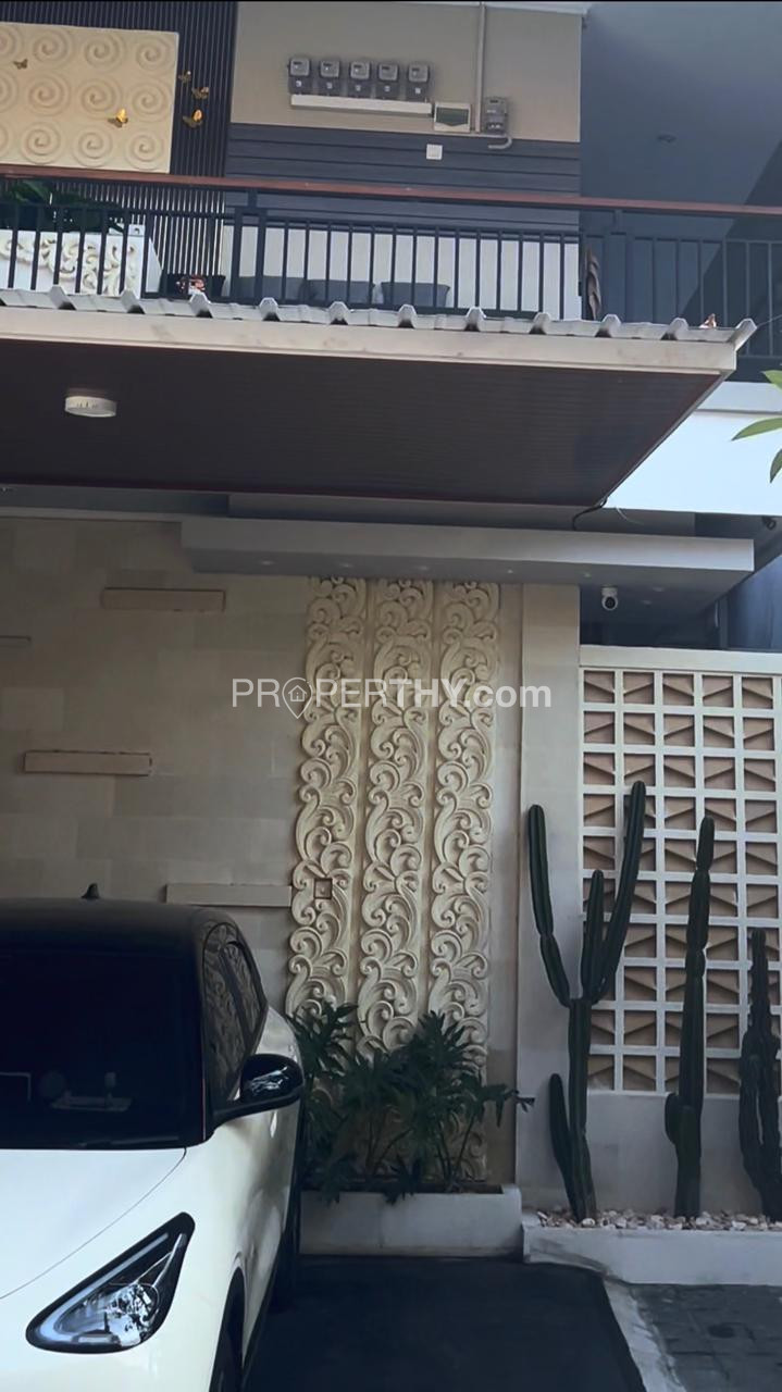 Dijual Kost Elite 2 Lantai Siap Huni Luas Tanah 2,68 Are Dengan 12 Kamar Tidur, SHM & IMB Ready - 7 Menit ke Trans Studio Mall | PRPD595