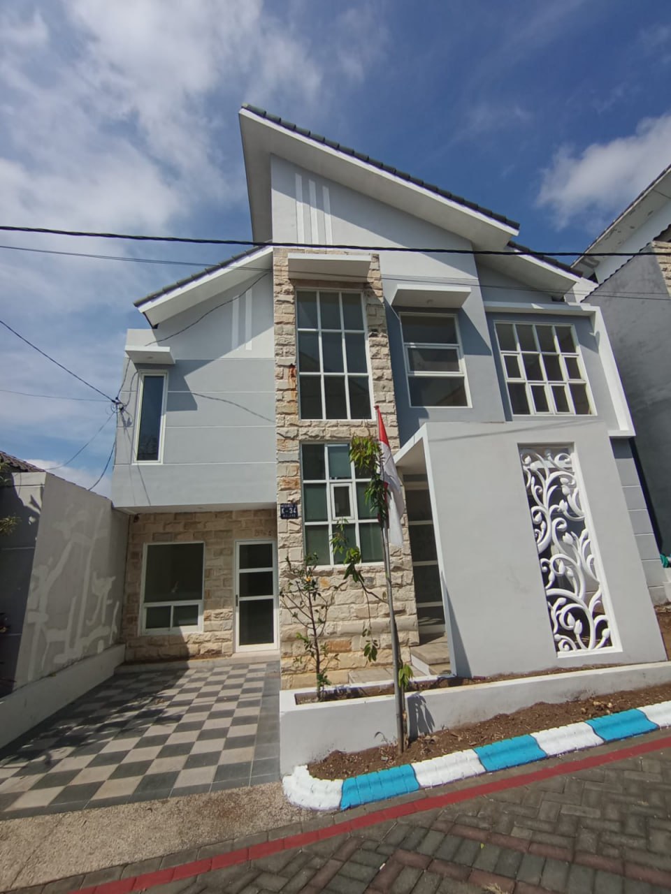 Rumah Siap Huni Sebelah Thursina di Landungsari Kota Malang