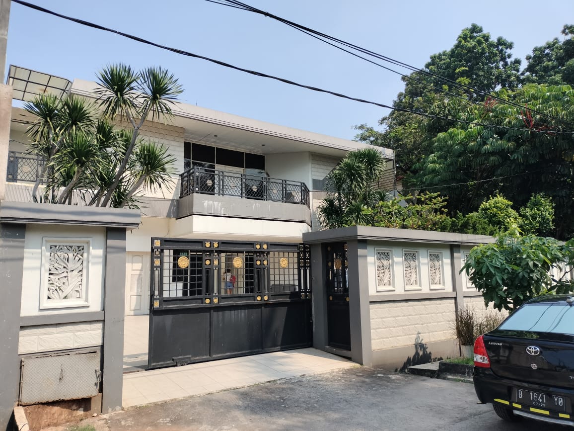 Rumah 2 lantai Bagus , Mewah , Aman dan siap huni di Sunter Permai 