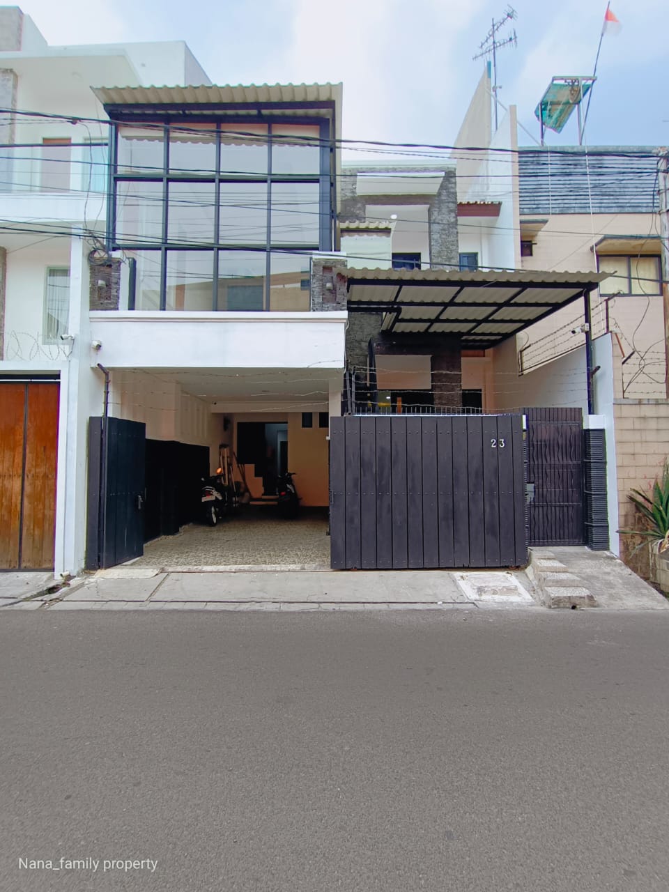 Rumah siap huni diarea Rawa Belong Kebon Jeruk Jakbar 