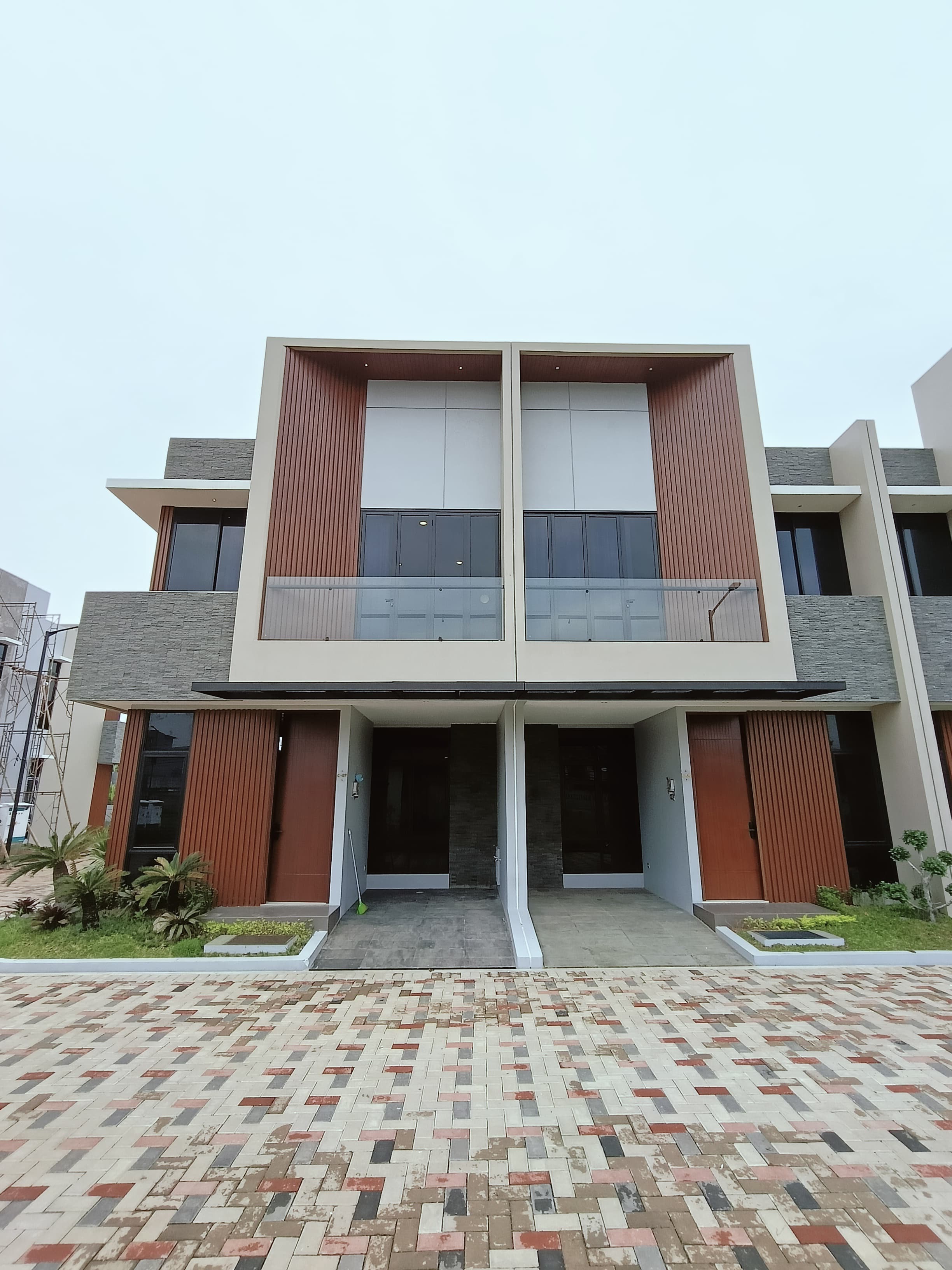Rumah baru dalam townhouse di Kembangan Jakbar 