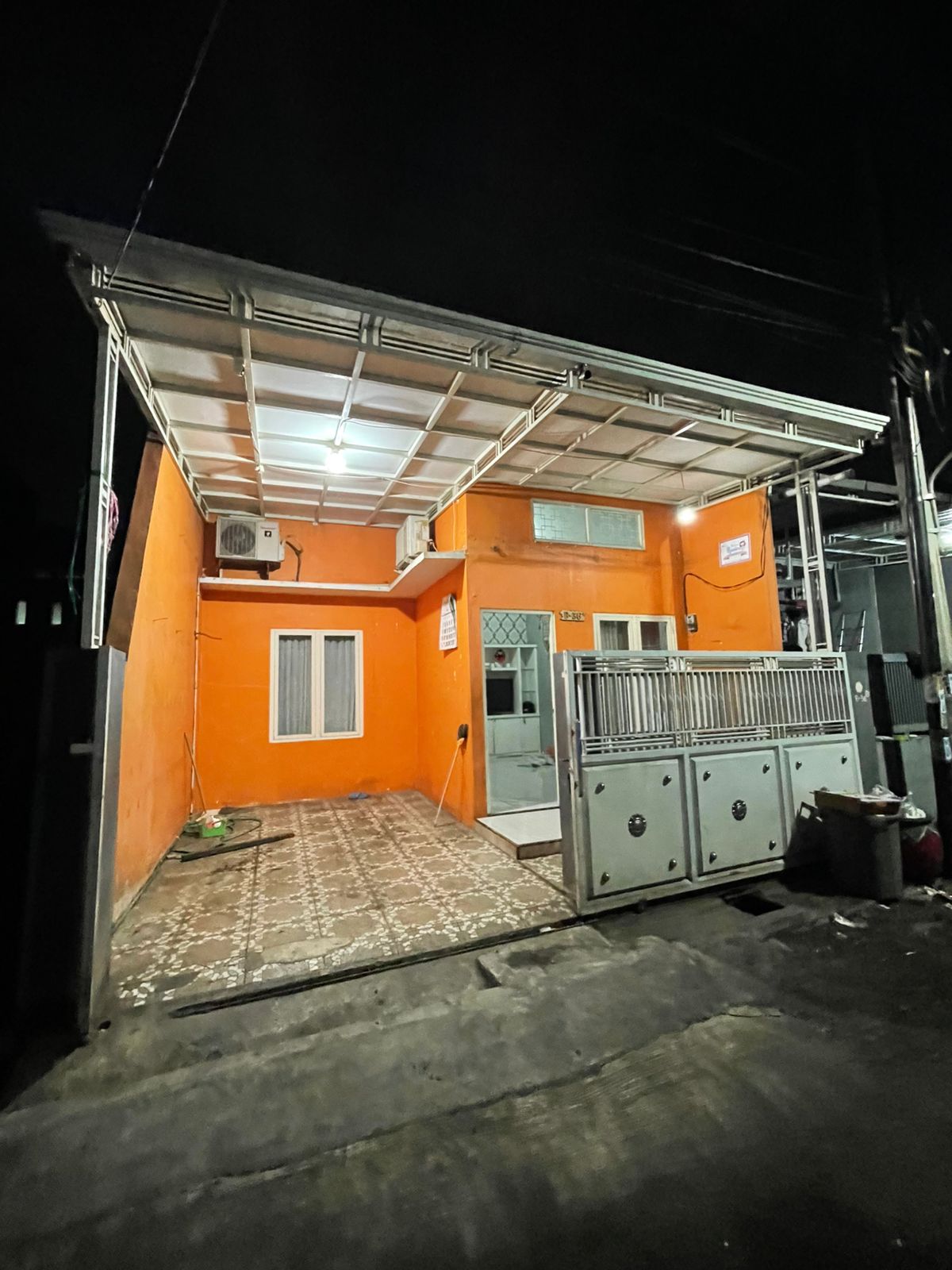 Rumah dekat bandara juanda+terminal bungurasih dijual (madewo apples)