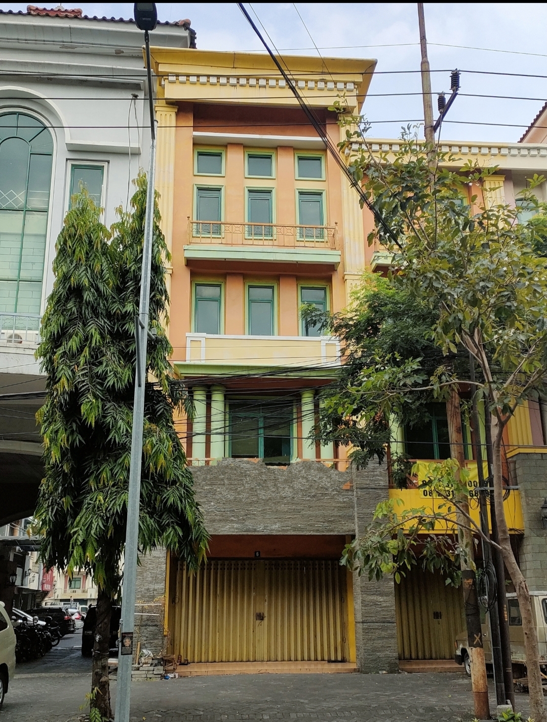 Lokasi strategis di Pusat Kota Surabaya Ruko Siap Pakai 