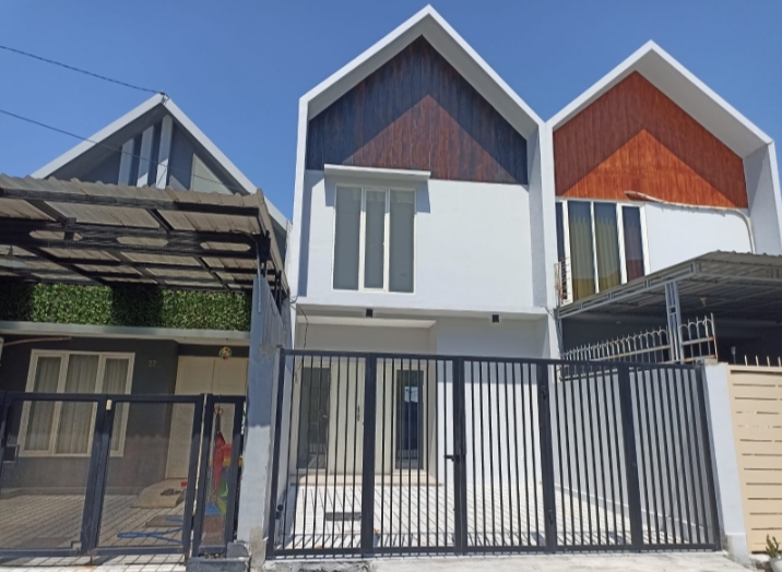 Dijual Rumah Baru Royal Gunung Anyar, Surabaya 