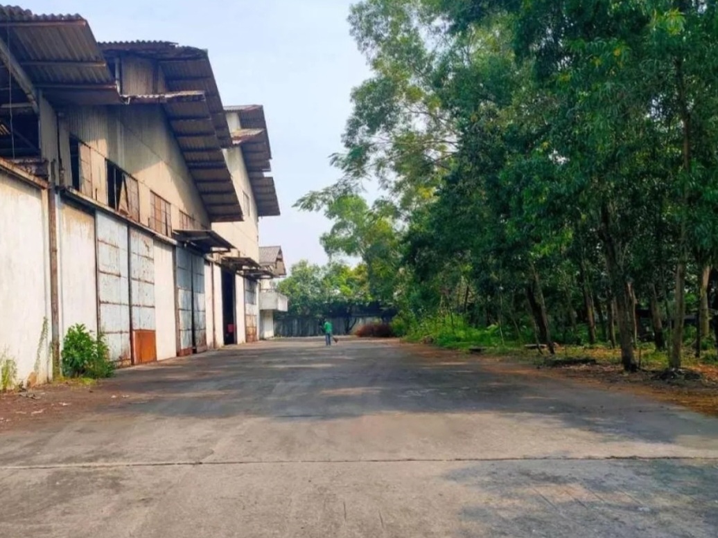 Eks Pabrik Hitung Tanah Raya Kletek Sepanjang Strategis